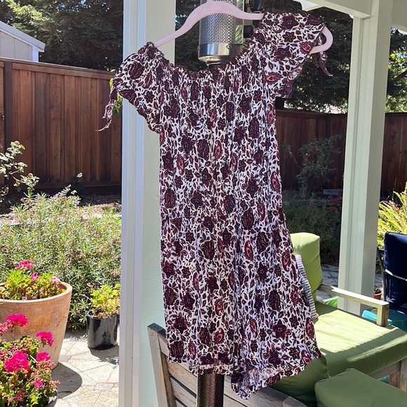 Rue 21 size M romper, floral pattern, elastic at the waist & neck, light… - Picture 1 of 9
